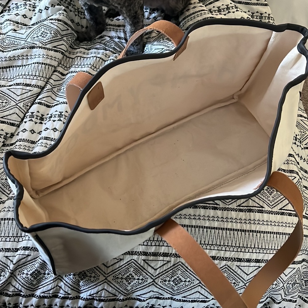Honeymoon vibe tote